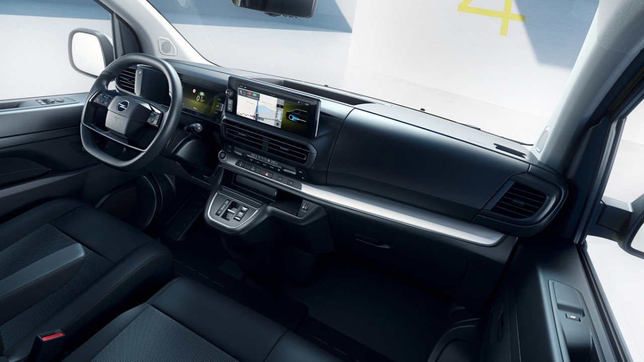  Notranji pogled na novi Opel Vivaro Electric